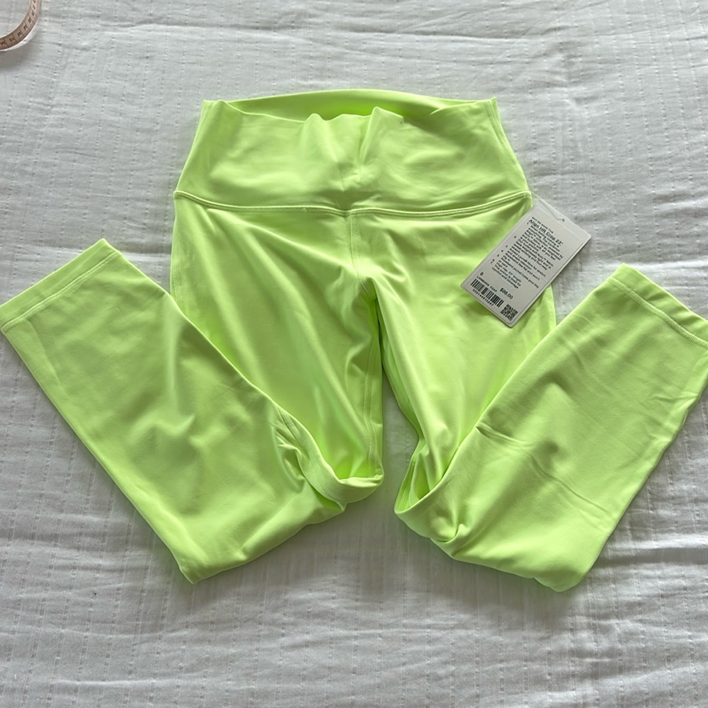 Lululemon Align HR Crop 23” Faded Zap Size 8